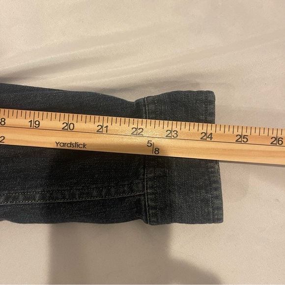 Carhartt Women's Denim Button Down Shirt Size Medium - Picture 12 of 12